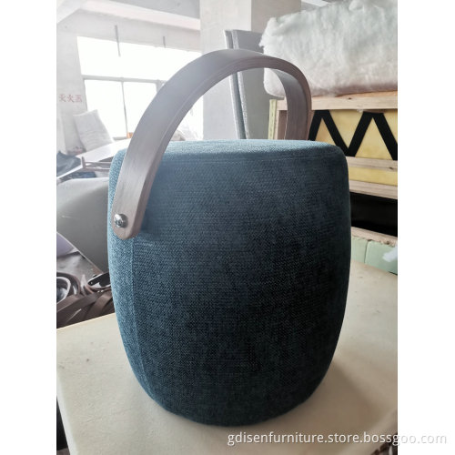 Carry-On Pouf in Round Shape